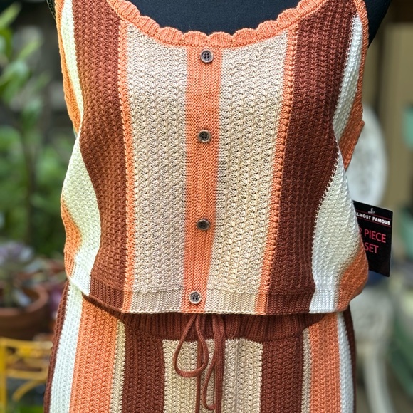 NWT Almost Famous Crocheted Short Tank Set - Picture 2 of 7